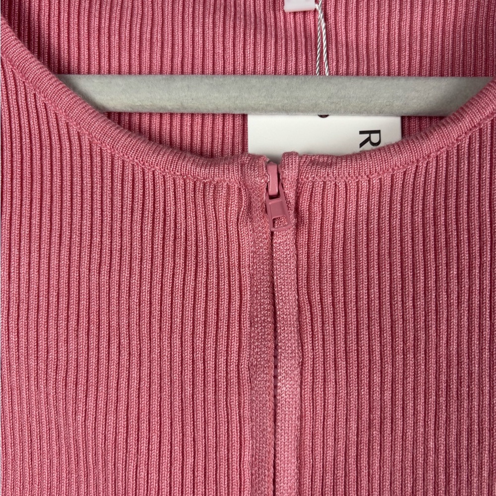 ReoRia Pink Ribbed Sweater - Picture 3 of 6